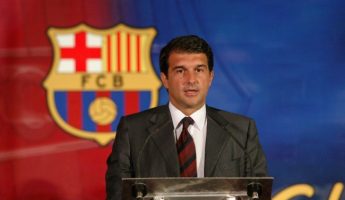 Barça : Laporta « Une sanction de l’UEFA pour les drapeaux ? C’est lamentable »