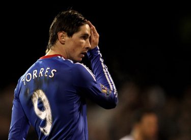 Chelsea: Fernando Torres se blesse au genou