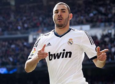 Real : « Benzema va continuer de jouer à Madrid »