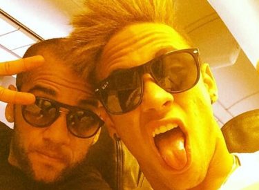 Barça : Neymar et Dani Alves fêtent la finale en musique