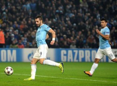 Man City : Negredo absent pour « quelques mois »