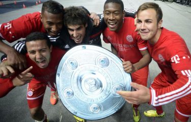 Bayern: Pep Guardiola, Javi Martinez & Thiago champions d’Allemagne !