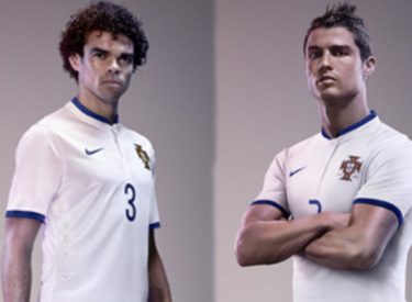 Real: Ronaldo & Pepe en blanc avec le Portugal