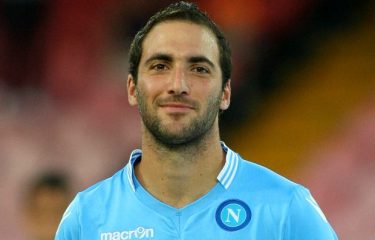 Barça : Naples dément l’accord avec Higuain