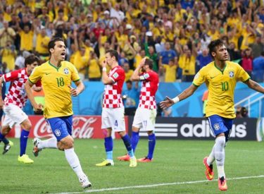 Brésil v Croatie : Neymar, homme du match