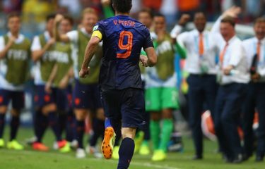 Pays-Bas : Van Persie se moque de l’Espagne