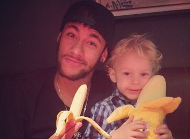 Barça : Neymar, avec son fils pour une publicité