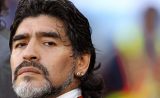 Argentine : Doigt d’honneur de Maradona après le but de Messi