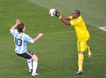 Nigeria : Enyeama « Pas seulement Messi »