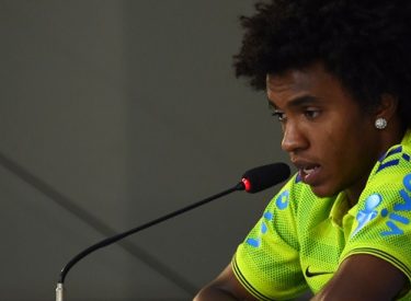 Brésil : Willian « Les arbitres doivent montrer plus de respect envers Neymar »