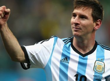 Argentine v Uruguay : L’étonnante synchronisation de Messi et Godin