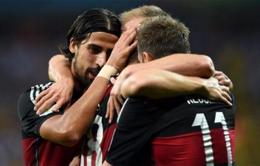 Allemagne : Low encense Khedira