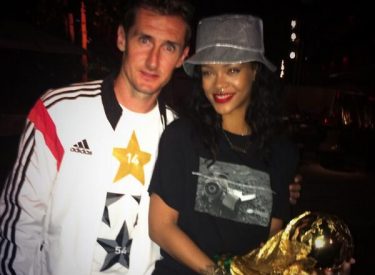 Real : Khedira pose avec Rihanna