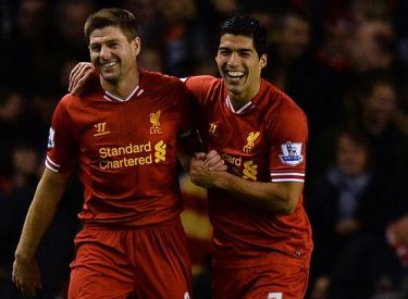 Liverpool : Suarez aurait arrêté sa carrière à la place de Gerrard !