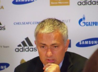 Chelsea : Mourinho tacle le Real et le Barça