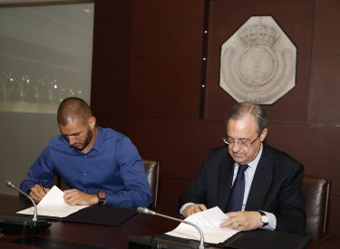 Real : Karim Benzema prolonge jusqu’en 2021