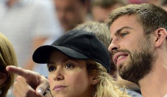 Luxembourg v Espagne : Shakira dans les tribunes