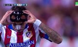 Atlético v Juve : Mandzukic retire son masque