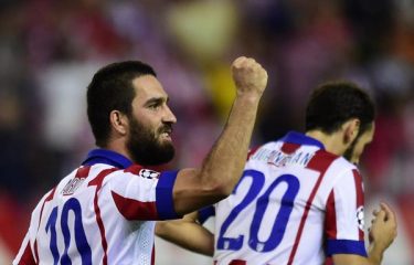 Barça : Arda Turan va jouer avec son idole Iniesta