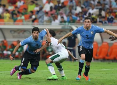 Arabie Saoudite v Uruguay : 1-1, Retour décisif pour Suarez