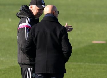 Real : Sacchi assiste à l’entraînement