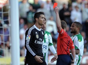Cordoba v Real : Ronaldo expulsé, il s’excuse