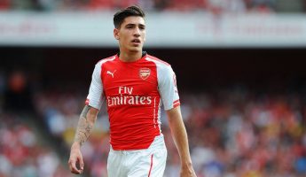 Barça : Bellerin dans le viseur du club