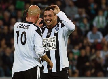 Match contre la pauvreté : Zidane et Ronaldo en démonstration