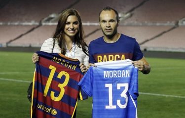 Barça : Iniesta rencontre la Championne du monde Alex Morgan