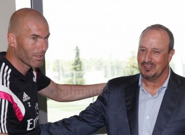 Real : Zidane gagne plus de points que Benitez en moins de matches