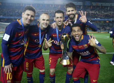 Barça : Messi, Iniesta, Busquets, Piqué et Alves, Le club des 5 du Mondial des Clubs