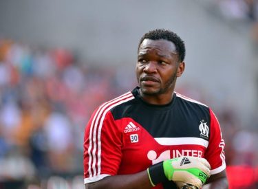 OM : Mandanda « Il n’y a aucun souci avec le coach Michel »