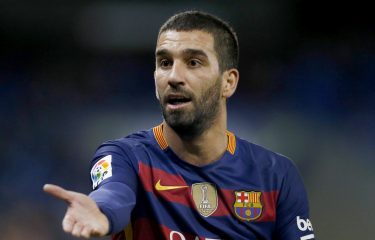 Barça : Trois semaines d’absence pour Arda Turan