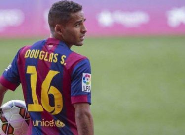 Barça : Douglas de retour en janvier ?