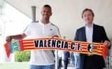 Valence : Nani présenté au public