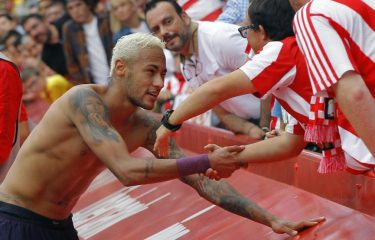 Barça : Le geste de Neymar envers un supporter