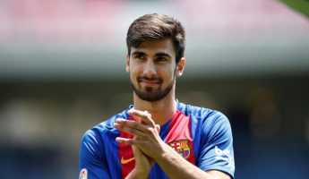 Barça : André Gomes sifflé au Camp Nou