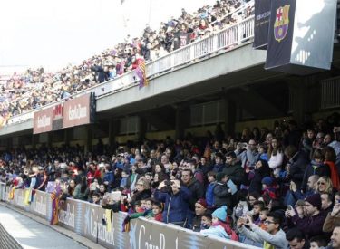 Barça : 10 000 supporters présents à l’entraînement